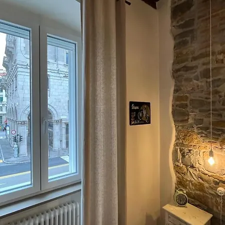 Santorio 5 的里雅斯特